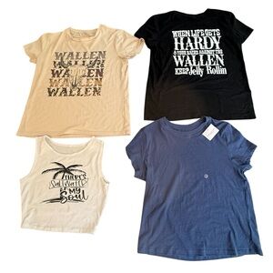 Women’s Size Small Group Of 4 Tees - One American Eagle Tee Still Has Tags